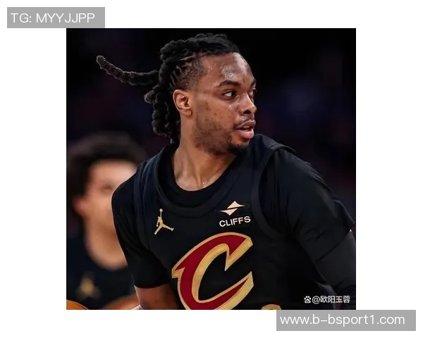 加兰三分球失准全场表现依然出色助力球队拿下16分6助攻 加兰三分球失准全场表现依然出色助力球队拿下16分6助攻