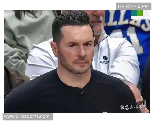 雷迪克谈太阳队合练情况强调球队凝聚力与现实挑战