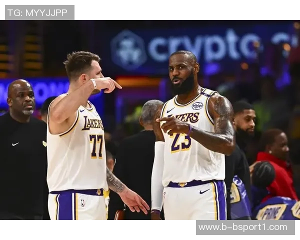 雷迪克谈首发阵容调整詹姆斯缺阵让球队选择变得更加复杂