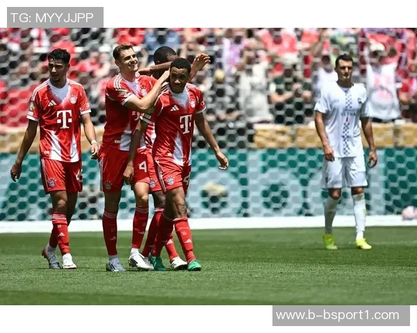 最强与最稳的对决拜仁亚特兰大八轮不败各显神通