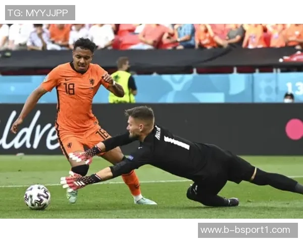 保罗半场哑火仅得1板1助英雄迟暮的他还能否重返巅峰