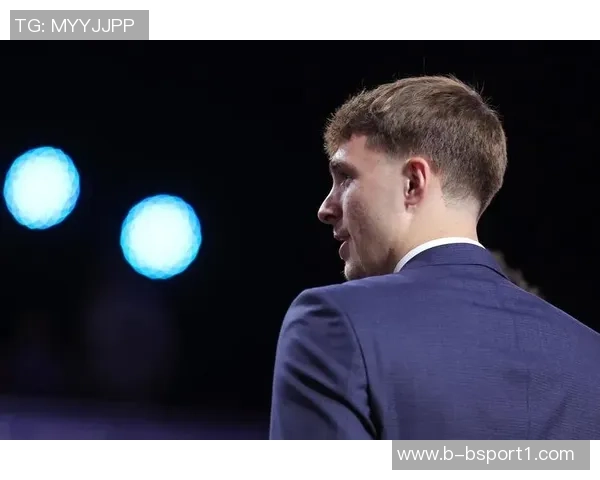 弗拉格谈成就与胜利:专注于球队表现而非个人荣誉 弗拉格谈成就与胜利:专注于球队表现而非个人荣誉