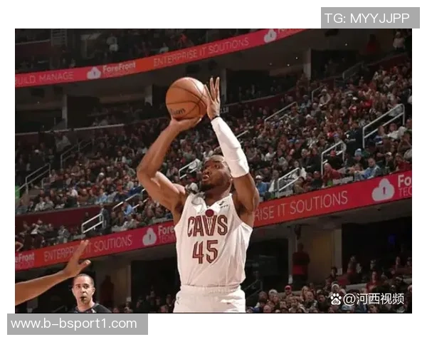 米切尔全场发威22投11中8罚全中砍下35分7篮板9助攻助球队大胜第三节独得20分